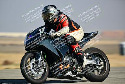 media/Dec-01-2024-TrackDaz (Sun) [[c2890a7a38]]/B Group/Session 3/